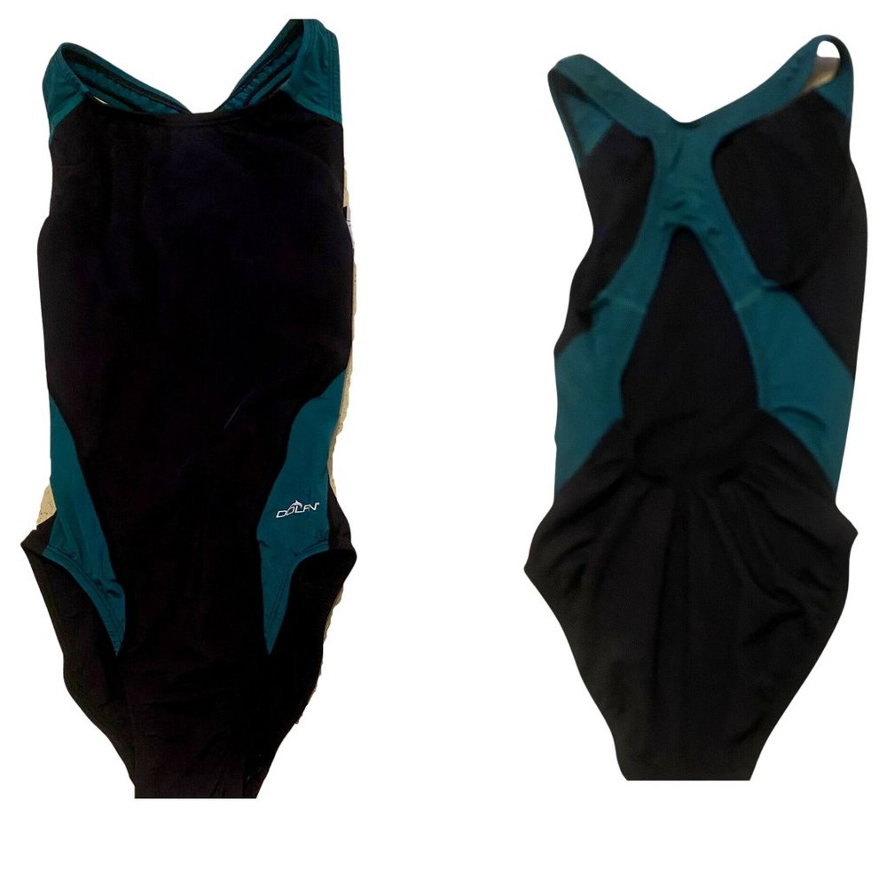 Dolfin Ladies Swimsuit Size 30